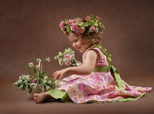 children,photography,roses-428a746874244dbd47269b3ffe55859e_h